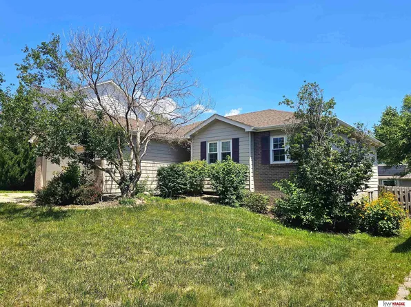2634 SW 15th St, Lincoln, NE 68522