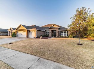 2526 Oxmoor Blvd SW, Huntsville, AL 35803