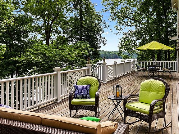 5th image of 2496 Tree House Dr