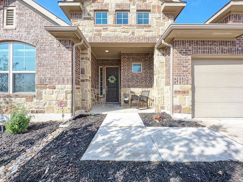 1st image of 198 Rough Leaf Dr