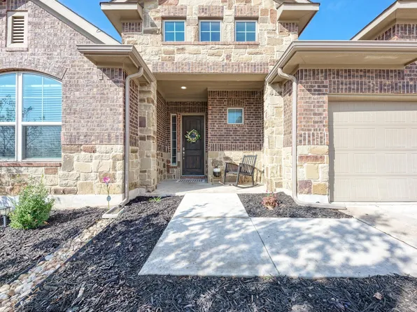 198 Rough Leaf Dr, Buda, TX 78610
