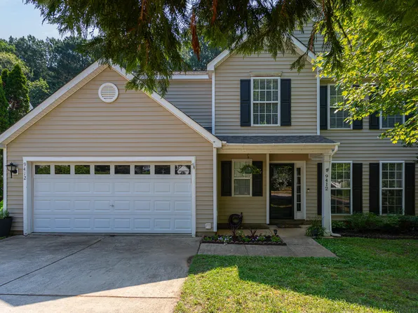9412 Erinsbrook Dr, Raleigh, NC 27617