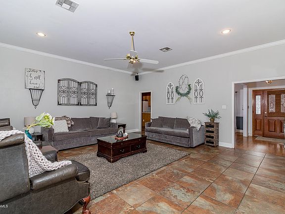 5th image of 200 Tuscany Valley Dr