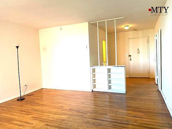 5th image of 40-14 62nd St #7