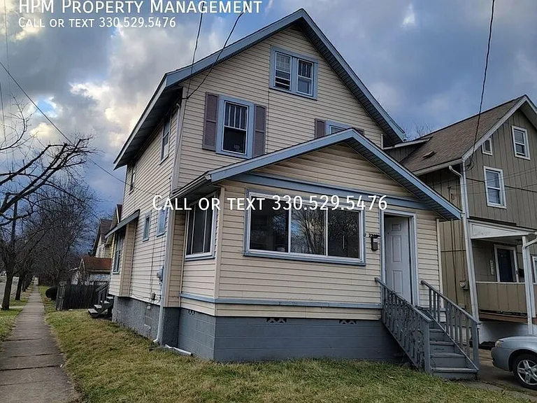 2280 26th St SW — Photo 1