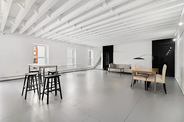 Rented by SERHANT. | media 23