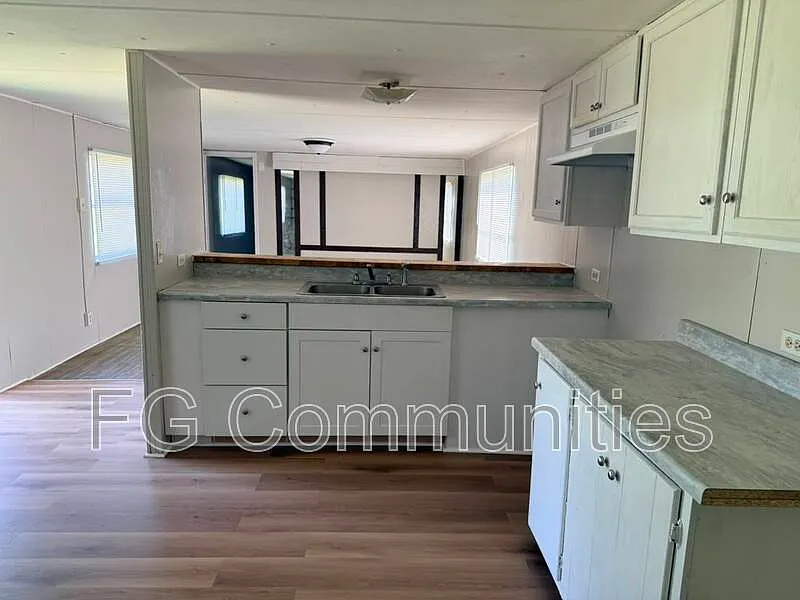 2 bed, 2.0 bath, $975 — Photo 3