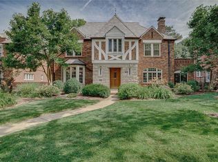 7361 Teasdale Ave, Saint Louis, MO 63130