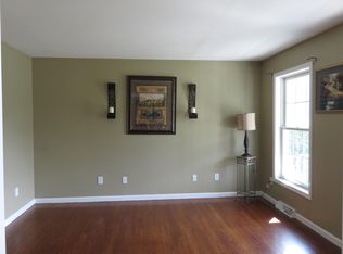 123 Day Spring Ct, Schenectady, NY 12306