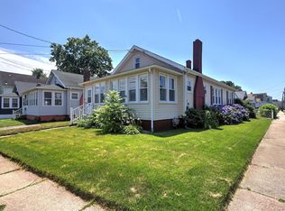 84 1st Ave, West Haven, CT 06516