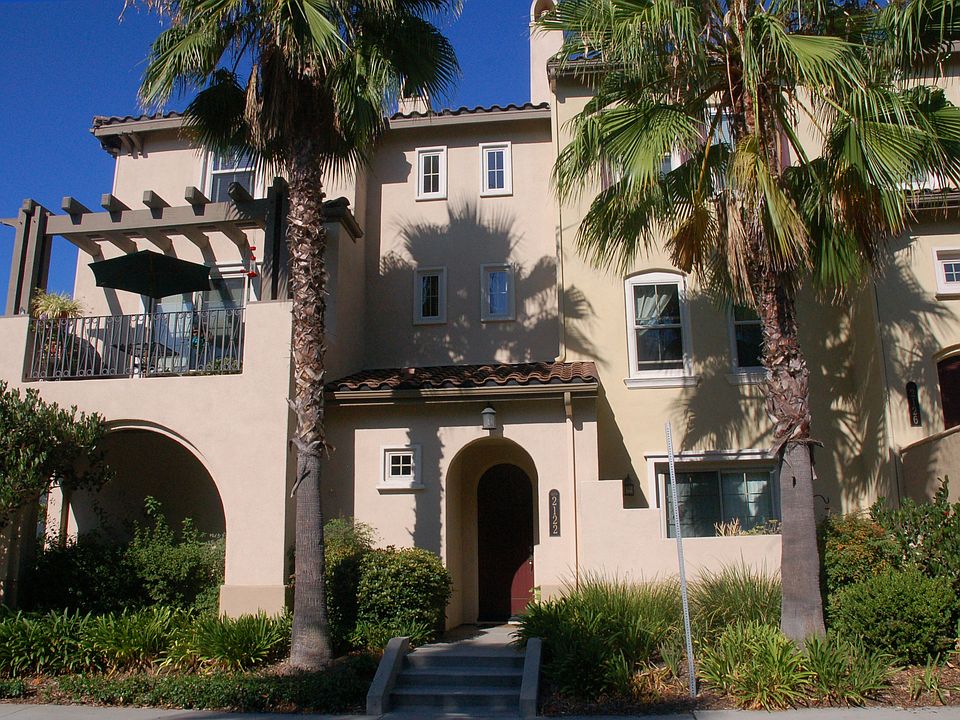 Front of townhome, just a few steps from the community pool.