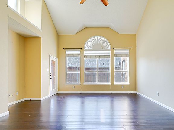 4th image of 7171 Juniper Dr