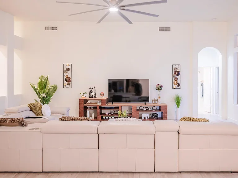 7678 E Starla Dr — Photo 6