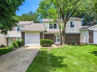 217 Tamarack Dr, Bloomingdale, IL 60108