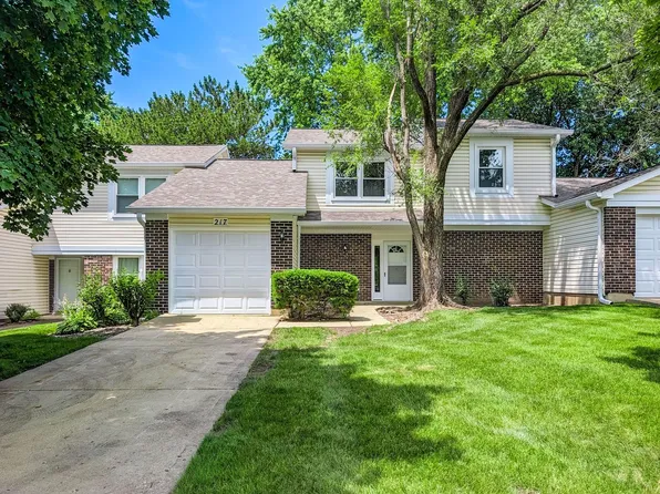 217 Tamarack Dr, Bloomingdale, IL 60108
