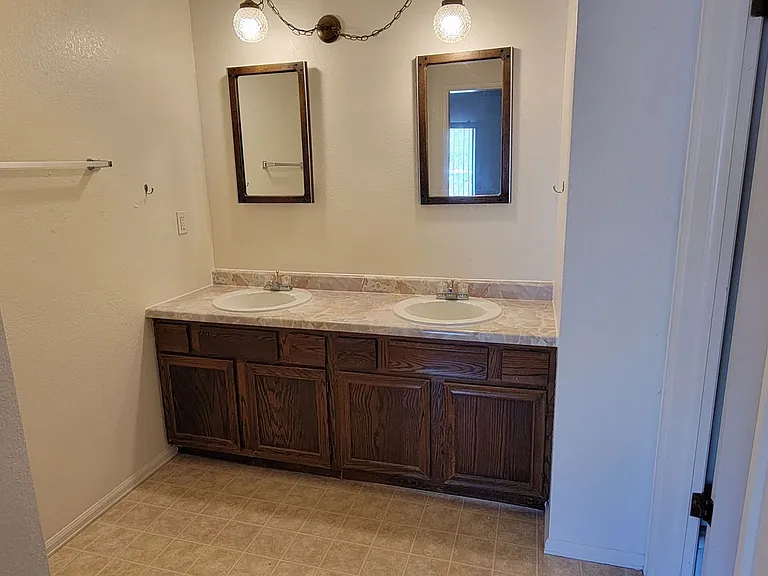 376 1/2 Ridge View Dr — Photo 11