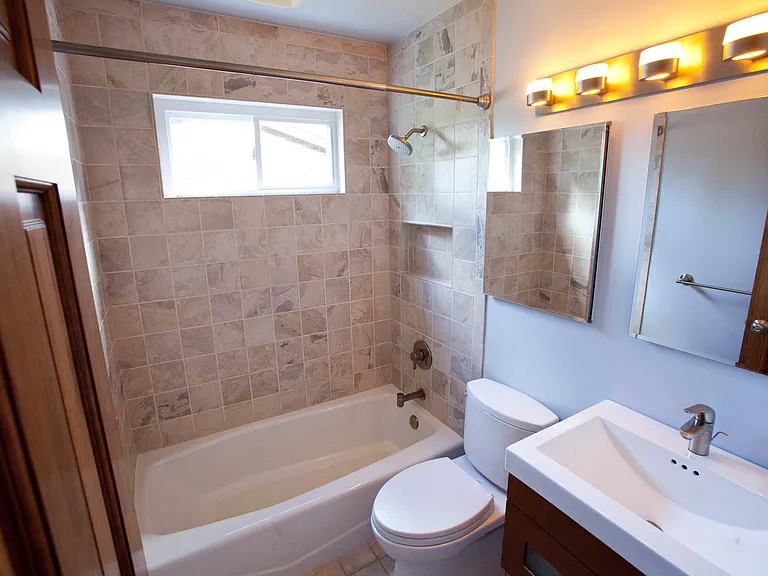 380 S 43rd St — Photo 8