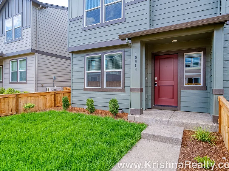 10615 NE 120th Pl — Photo 4