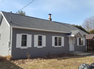 1025 Kusterer Ave NW, Grand Rapids, MI 49534