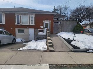 467 Limeridge Rd W, Hamilton, ON L9C2V7