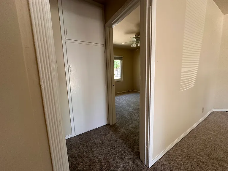 1943 Carolyn Dr — Photo 5