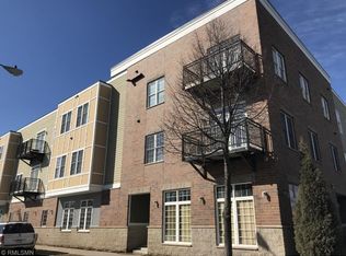 2850 Cedar Ave S UNIT 210, Minneapolis, MN 55407