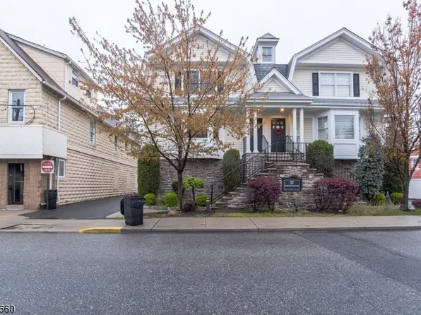 54 E Madison Ave, Dumont, NJ 07628