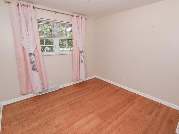 4th image of 2525 Frank St
