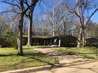 707 Bellevue St, Clinton, MS 39056