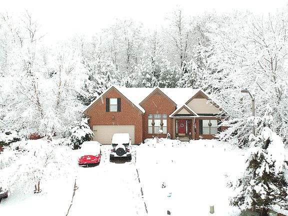 2nd image of 222 Woodview Ln