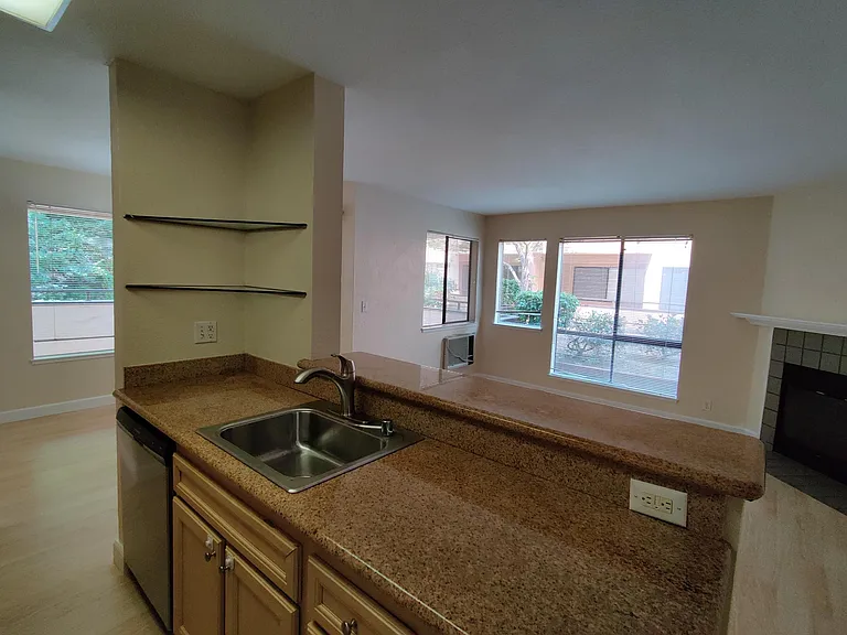 39109 Guardino Dr #126 — Photo 7