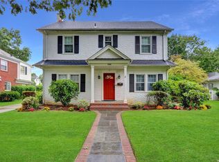 194 Kilburn Rd, Garden City, NY 11530