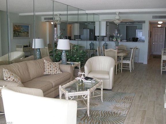 3rd image of 25900 Hickory Blvd APT 205