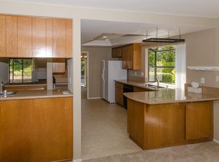 17797 Cumana Ter, San Diego, CA 92128