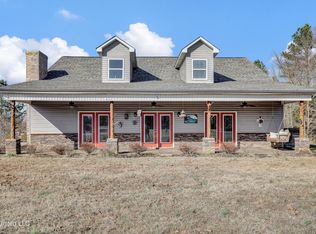 1757 Potts Camp Rd, Waterford, MS 38685