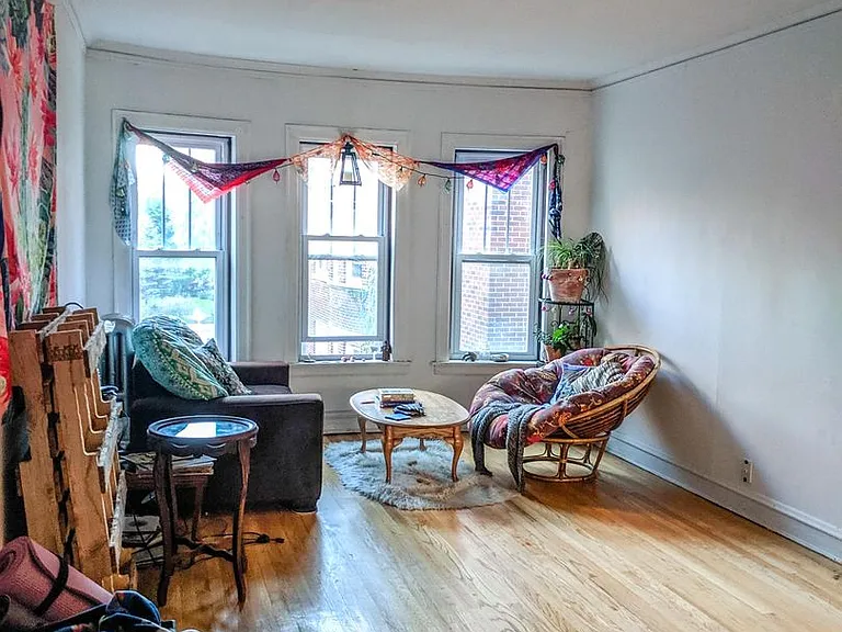 5208-14 N. Damen / 2000-10 W. Foster — Photo 22