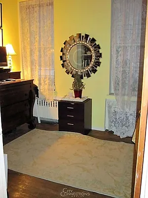 Rented by City Connections Realty | media 19