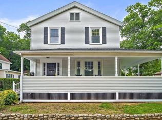 36 Arlington Rd, Woburn, MA 01801