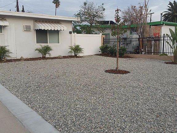 4th image of 9534 Laurel Canyon Blvd