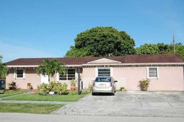 1st image of 3640 SW 122nd Pl