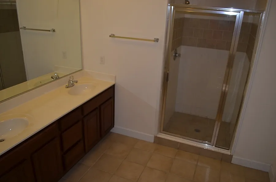 915-D Colley Avenue - 1 — Photo 4