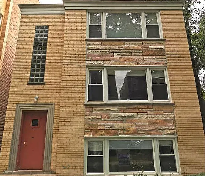 2316 W Arthur Ave #2 — Photo 2