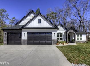 120 Kawga Way, Loudon, TN 37774