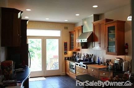Kitchen
						:
						Granite countertops, stainless steel appliances, in-wall speakers and more!