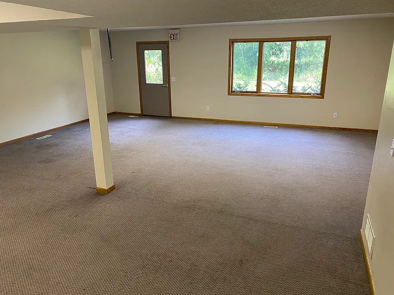 4626 Linnea Ln — Photo 44