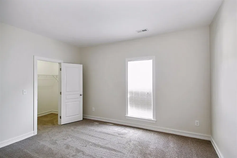 3 bed, 2037 sqft, $1,645 — Photo 4