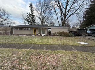 1394 Dewitt Dr, Akron, OH 44313