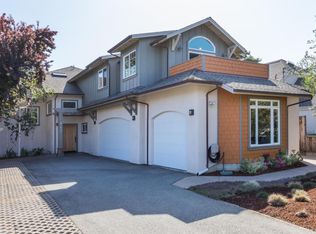 612 Cliff Dr, Aptos, CA 95003