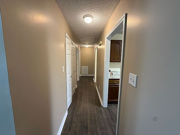 4th image of 113 Suffolk Dr
