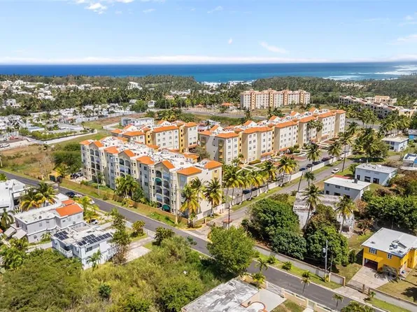 6690 Royal Palm #C201, Vega Alta, PR 00692